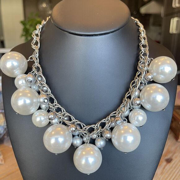 New York & Company Chunky Chain Necklace with Faux Pearls Silver Tone Adjustable - Picture 2 of 5